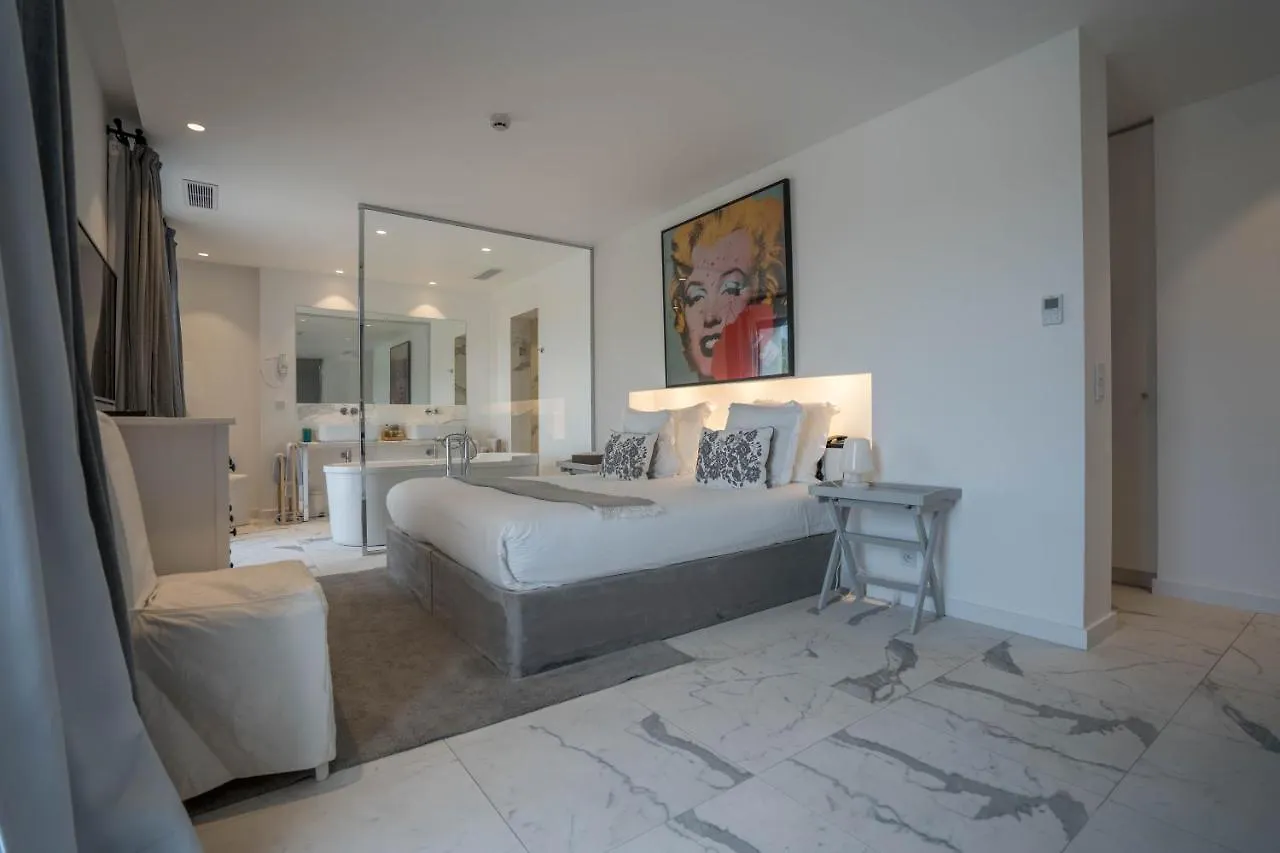 Hotel le Mandala Saint-Tropez 4*,  France
